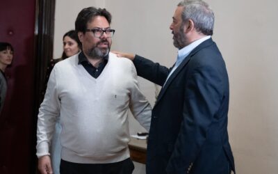 Bergara comenzó la transición y adelantó que tomará rápidas decisiones para mejorar la limpieza de Montevideo
