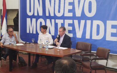 Miembros del equipo económico del gobierno disertaron en la sede de Fuerza Renovadora