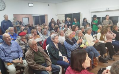 Vecinos, vecinas y militancia del Municipio CH colmaron el club Buceo para escuchar a Mario Bergara