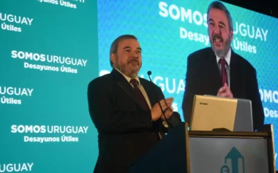 Bergara presentó las claves para acelerar las transformaciones de Montevideo y cumplir con las prioridades ciudadanas